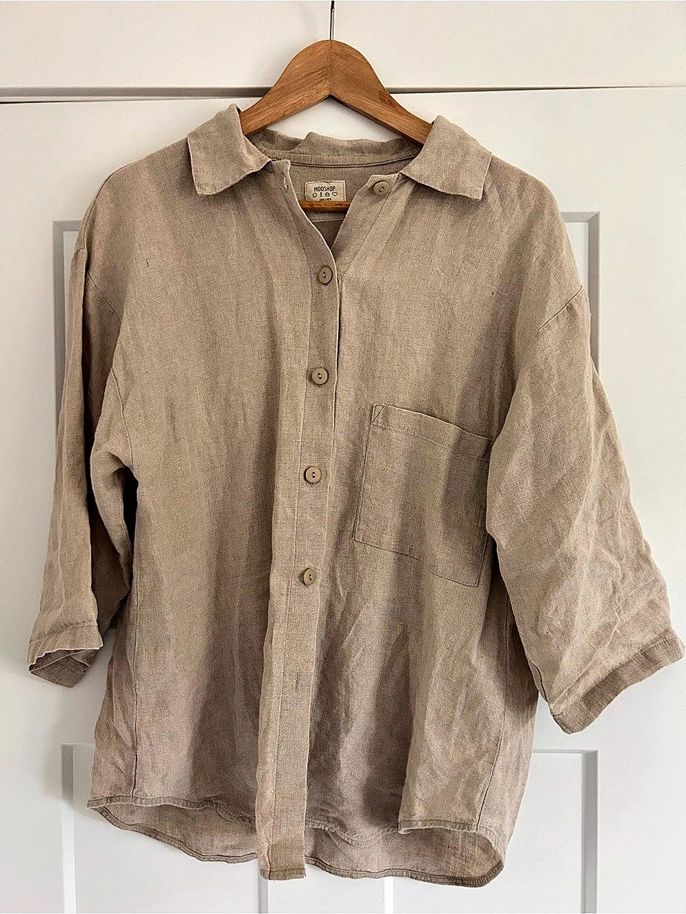 MOOSHOP Cream Linen Button-Up Shirt in Beige